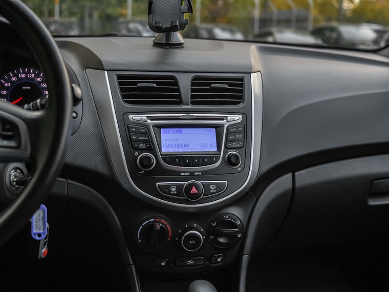 Hyundai Solaris 2011 года, 121 189 км - вид 7