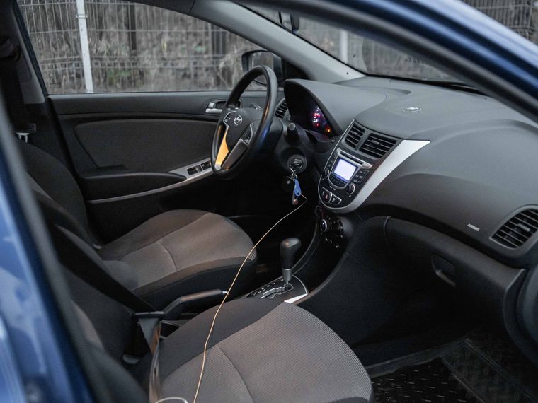 Hyundai Solaris 2011 года, 121 189 км - вид 11