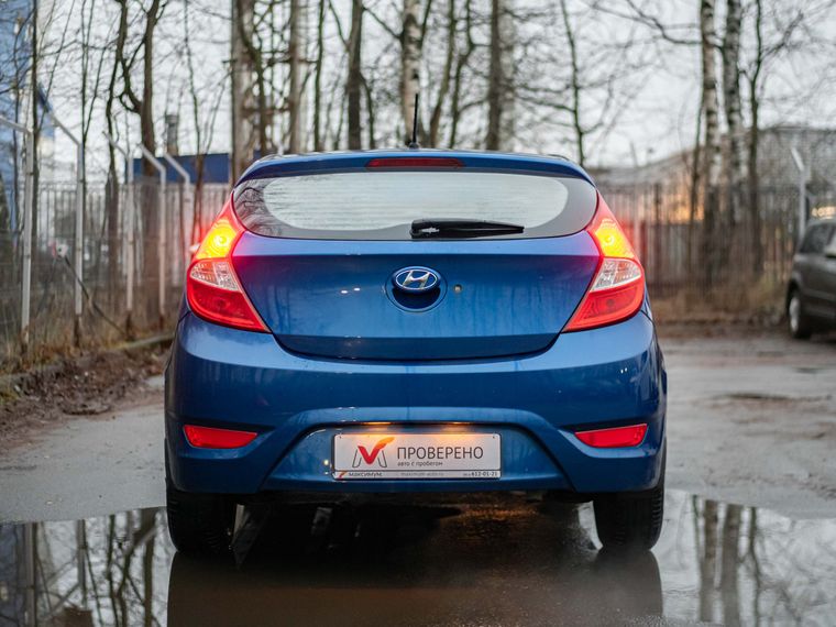 Hyundai Solaris 2011 года, 121 189 км - вид 4