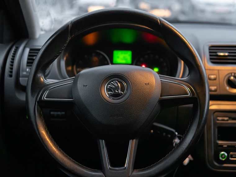 Skoda Fabia 2014 года, 140 000 км - вид 6