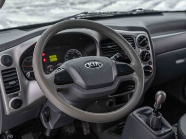 KIA Bongo 2014 года, 286 581 км - вид 9