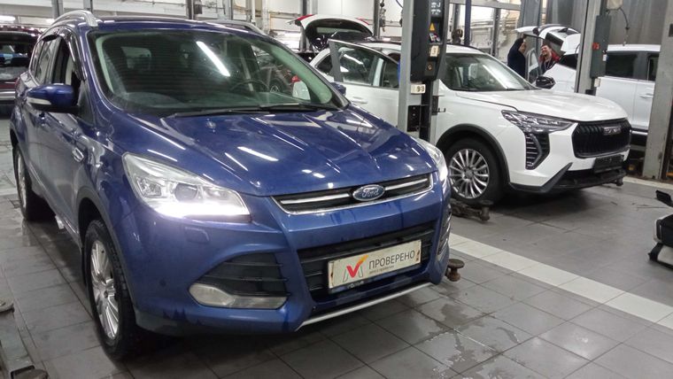 Ford Kuga 2016 года, 142 000 км - вид 3