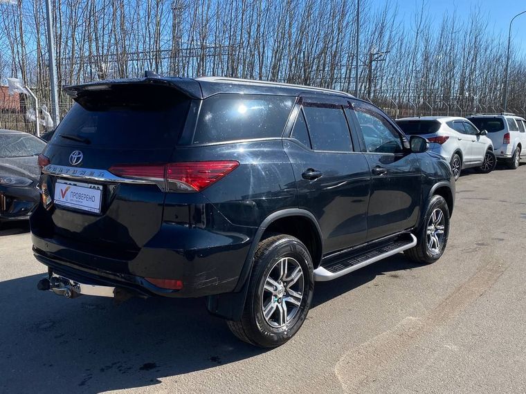 Toyota Fortuner 2018 года, 193 237 км - вид 4