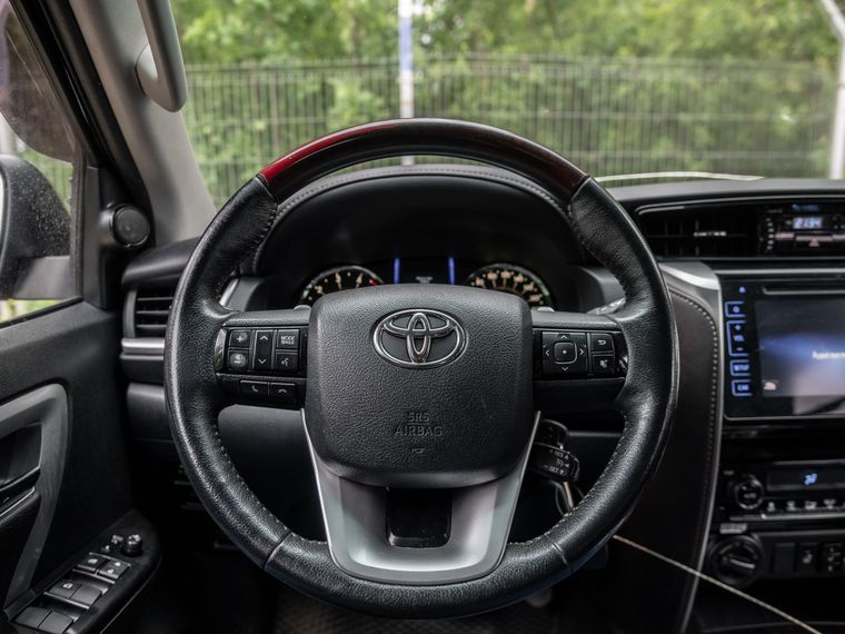 Toyota Fortuner 2018 года, 193 237 км - вид 7