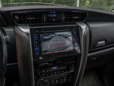 Toyota Fortuner 2018 года, 193 237 км - вид 9