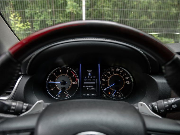 Toyota Fortuner 2018 года, 193 237 км - вид 5