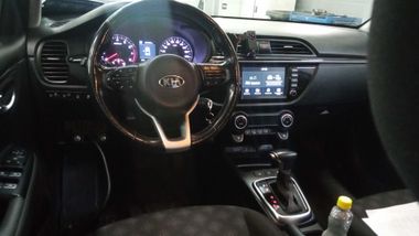 KIA Rio 2018 года, 150 000 км - вид 5