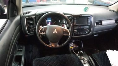 Mitsubishi Outlander 2012 года, 210 299 км - вид 5