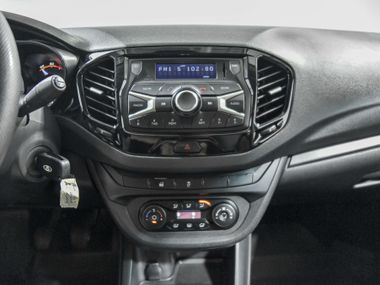 ВАЗ (LADA) Vesta 2018 года, 112 687 км - вид 9