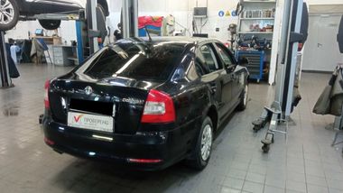 Skoda Octavia 2012 года, 141 168 км - вид 4