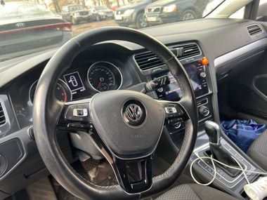 Volkswagen Golf 2018 года, 170 776 км - вид 5