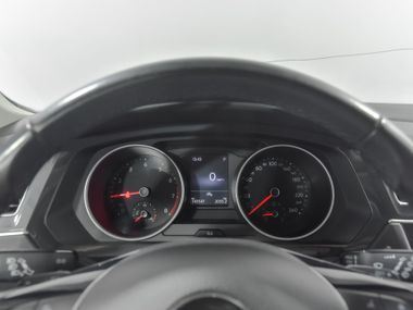 Volkswagen Tiguan 2020 года, 143 345 км - вид 8