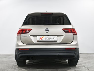 Volkswagen Tiguan 2020 года, 143 345 км - вид 6