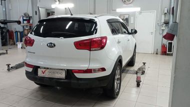 KIA Sportage 2015 года, 100 002 км - вид 3