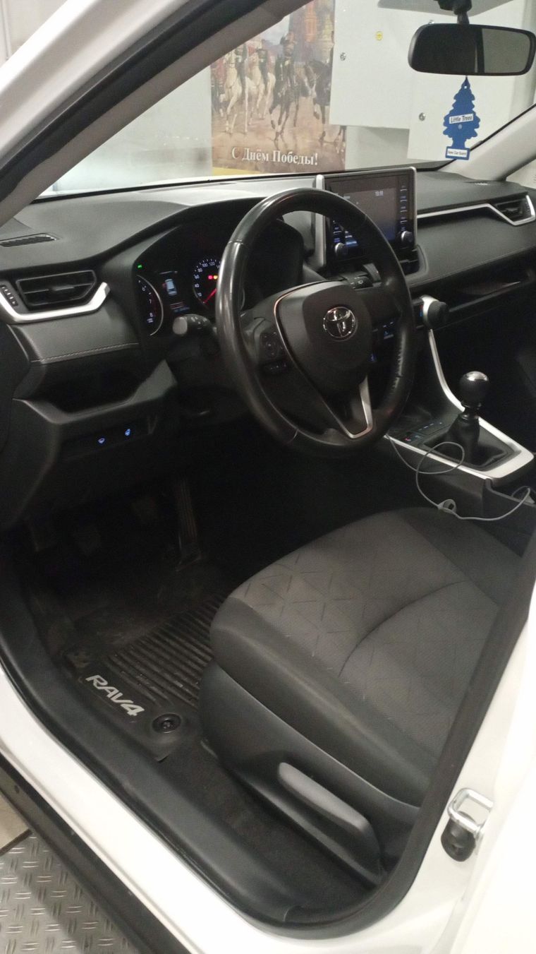 Toyota RAV4 2022 года, 60 383 км - вид 5