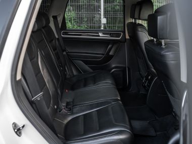 Volkswagen Touareg 2012 года, 289 000 км - вид 15