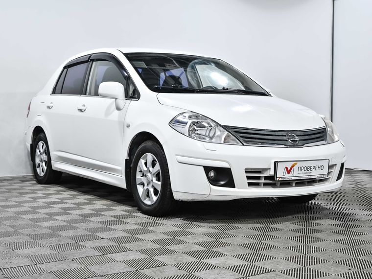 Nissan Tiida 2012 года, 108 000 км - вид 3