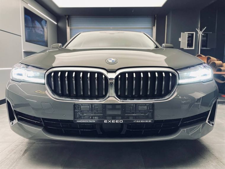 BMW 5 серия 2020 года, 80 855 км - вид 3