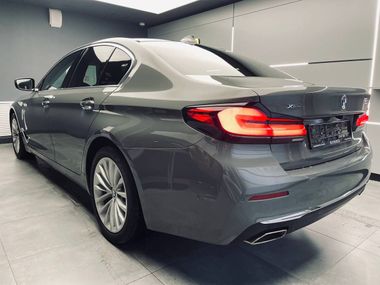 BMW 5 серия 2020 года, 80 855 км - вид 7