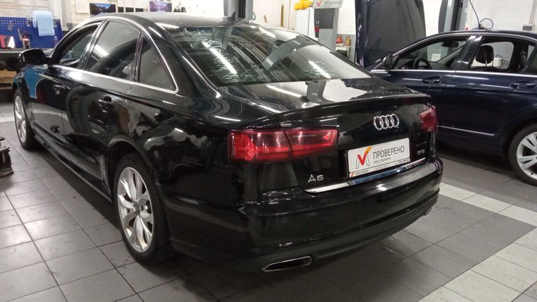 Audi A6 2015 года, 241 896 км - вид 3