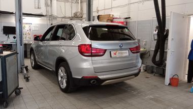 BMW X5 2016 года, 127 351 км - вид 4