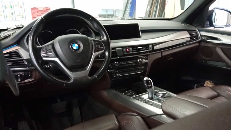 BMW X5 2016 года, 127 351 км - вид 5