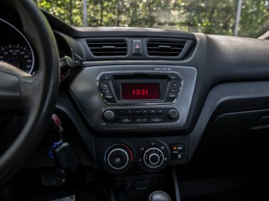 KIA Rio 2013 года, 148 497 км - вид 7