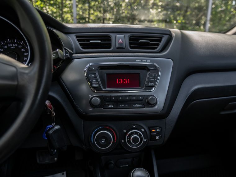 KIA Rio 2013 года, 148 497 км - вид 7
