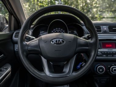 KIA Rio 2013 года, 148 497 км - вид 6