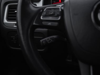 Volkswagen Touareg 2014 года, 291 371 км - вид 6