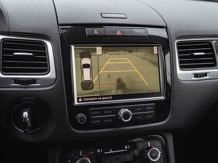 Volkswagen Touareg 2014 года, 291 371 км - вид 9