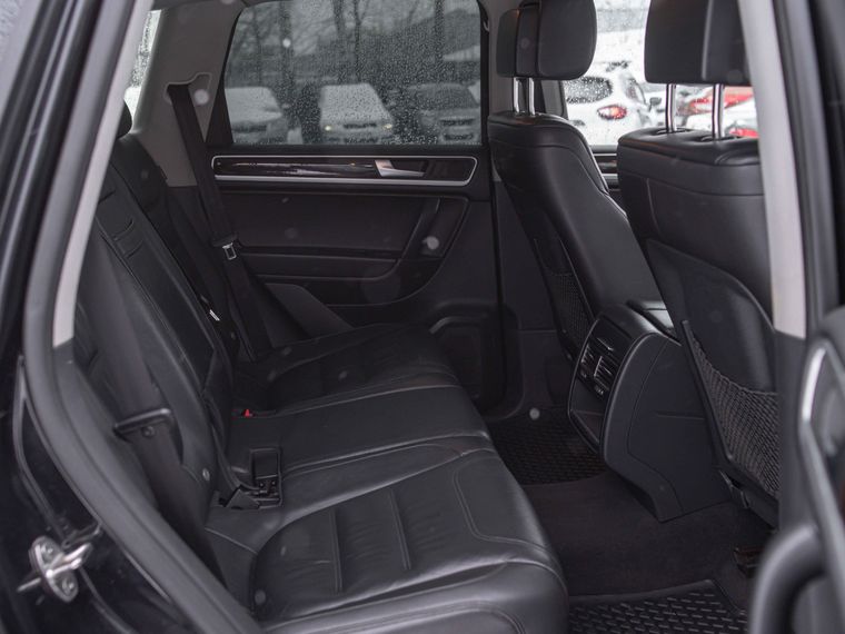 Volkswagen Touareg 2014 года, 291 371 км - вид 15