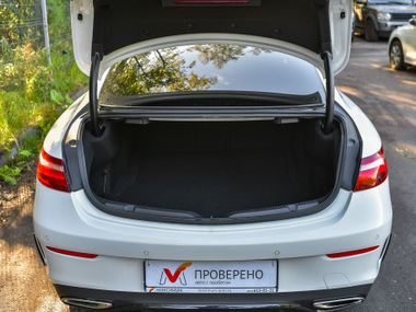 Mercedes-Benz E-класс 2017 года, 128 906 км - вид 18