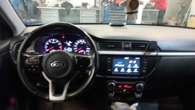 KIA Rio 2018 года, 95 083 км - вид 5