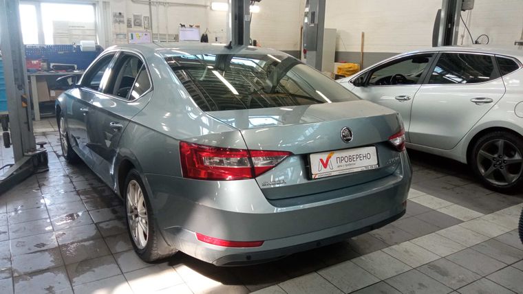 Skoda Superb 2017 года, 107 168 км - вид 4