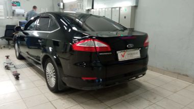 Ford Mondeo 2010 года, 252 246 км - вид 4