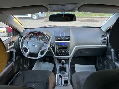 Geely Emgrand EC7 2016 года, 86 737 км - вид 4