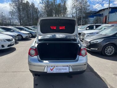 Volkswagen Passat 2008 года, 255 003 км - вид 20
