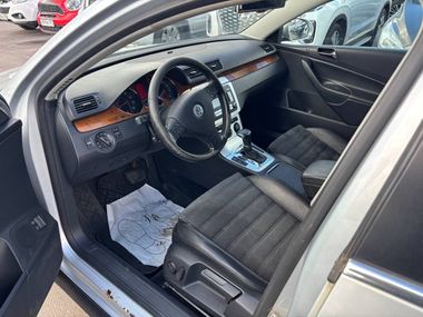 Volkswagen Passat 2008 года, 255 003 км - вид 16