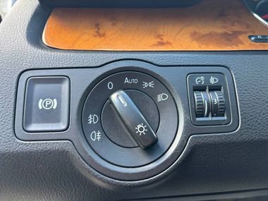 Volkswagen Passat 2008 года, 255 003 км - вид 13