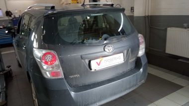 Toyota Verso 2012 года, 97 989 км - вид 4