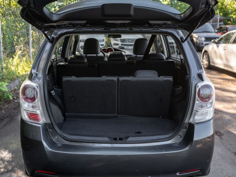 Toyota Verso 2012 года, 97 989 км - вид 17