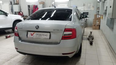 Skoda Octavia 2018 года, 106 070 км - вид 3