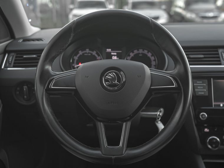 Skoda Octavia 2018 года, 106 070 км - вид 7