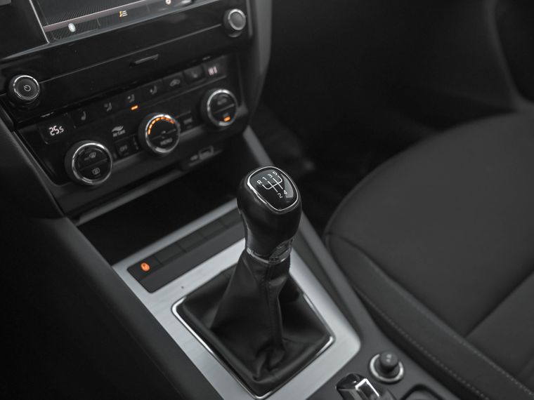 Skoda Octavia 2018 года, 106 070 км - вид 9