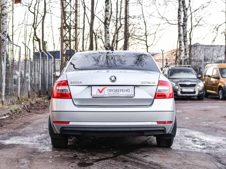 Skoda Octavia 2018 года, 106 070 км - вид 4