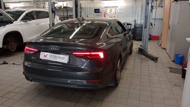 Audi A5 2019 года, 55 000 км - вид 3