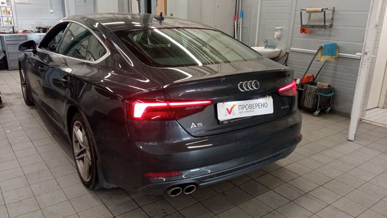 Audi A5 2019 года, 55 000 км - вид 4