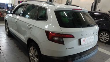 Skoda Karoq 2020 года, 122 310 км - вид 4