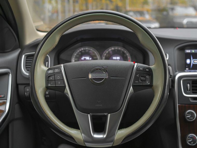 Volvo S60 2012 года, 214 179 км - вид 6
